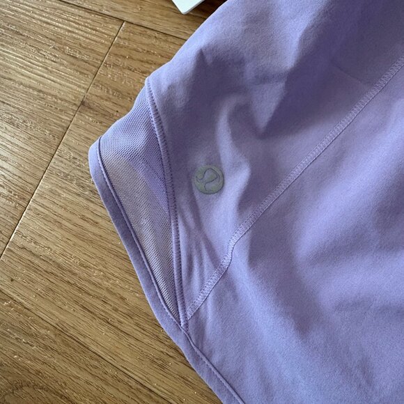 Lululemon Athletic Hotty Hot HR Lined Shorts 4” Lilac Breeze NWT Women’s Size 6 - Picture 7 of 9